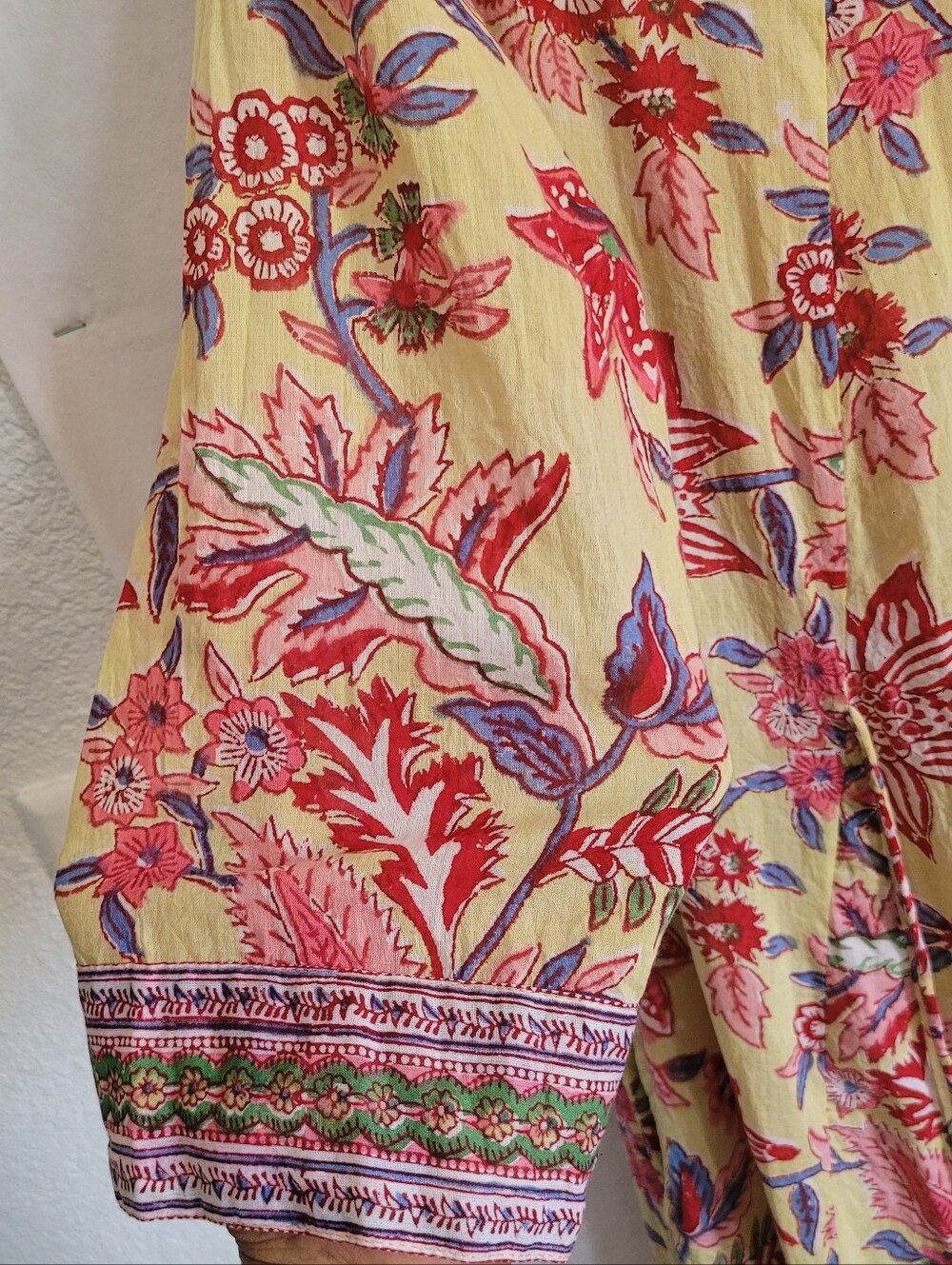 LALA Fashion.. Floral Button-Front Maxi Dress in Yellow and Pink 100% Cotton - Picture 4 of 8